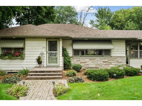 909 5th St E, Northfield, MN 55057 photo 5