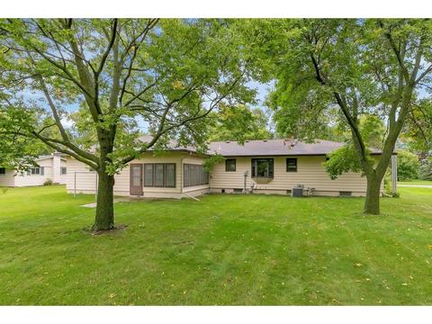 1143 Bromo Ave, Saint Cloud, MN 56303 photo 9