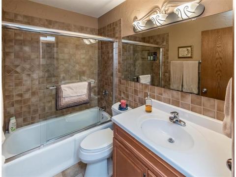 800 E 101st St, Bloomington, MN 55420 photo 23