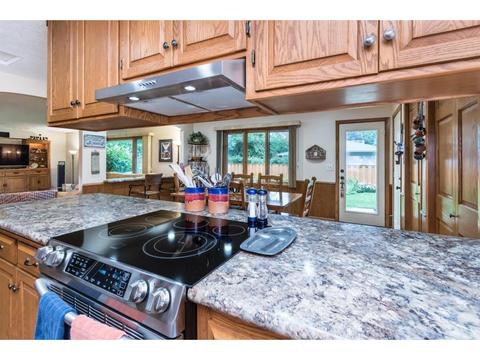 800 E 101st St, Bloomington, MN 55420 photo 10