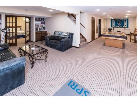 800 E 101st St, Bloomington, MN 55420 photo 27