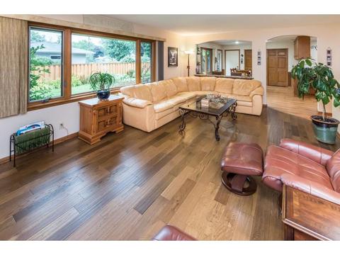 800 E 101st St, Bloomington, MN 55420 photo 17