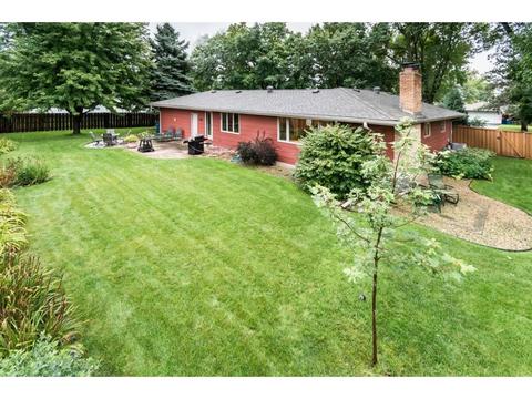 800 E 101st St, Bloomington, MN 55420 photo 46