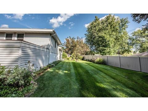 8719 Beard Rd, Bloomington, MN 55431 photo 17