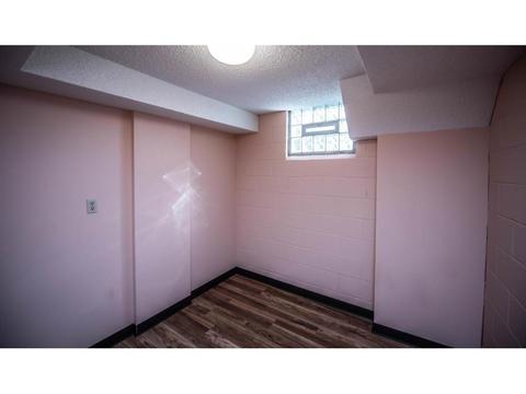 8719 Beard Rd, Bloomington, MN 55431 photo 13