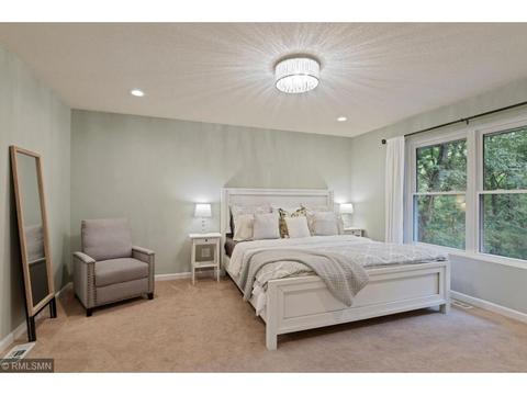 708 Wescott Rd, Eagan, MN 55123 photo 16