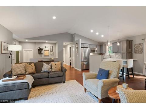 708 Wescott Rd, Eagan, MN 55123 photo 8