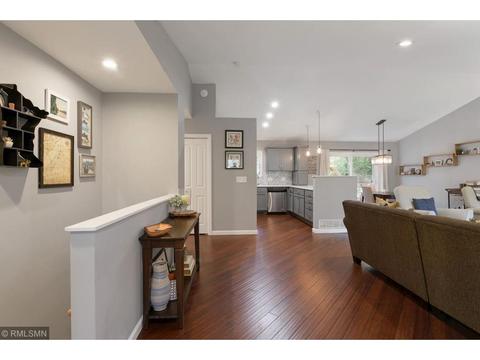 708 Wescott Rd, Eagan, MN 55123 photo 5