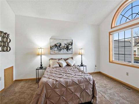 4132 Ruby Ln, Eagan, MN 55122 photo 16