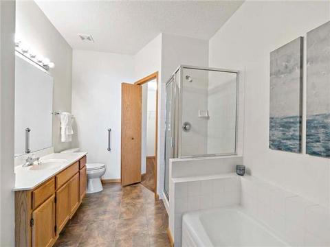 4132 Ruby Ln, Eagan, MN 55122 photo 18