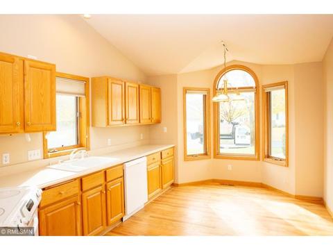 4494 Lakeshore Ter, Eagan, MN 55122 photo 5