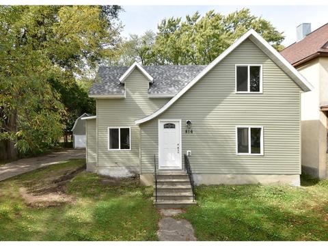 816 2nd Ave NW, Faribault, MN 55021 photo 2