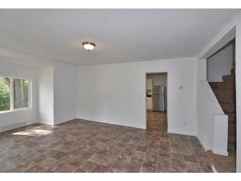 816 2nd Ave NW, Faribault, MN 55021 photo 9