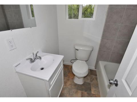 816 2nd Ave NW, Faribault, MN 55021 photo 10