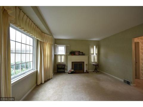 213 N 1st St, Brainerd, MN 56401 photo 9