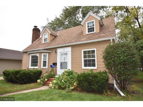 213 N 1st St, Brainerd, MN 56401 photo 2