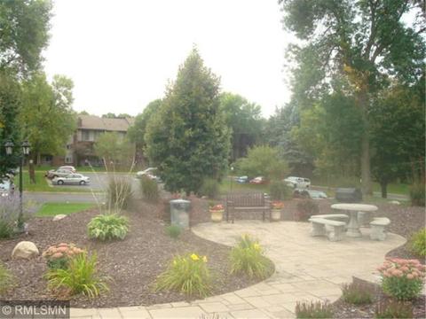 3440 Golfview Dr #208, Eagan, MN 55123 photo 27