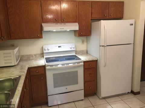 3440 Golfview Dr #208, Eagan, MN 55123 photo 10