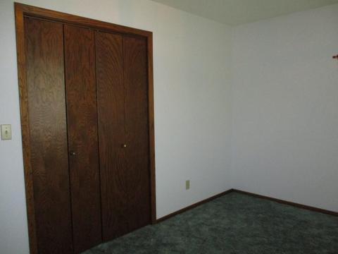 601 23rd St SE, Willmar, MN 56201 photo 26