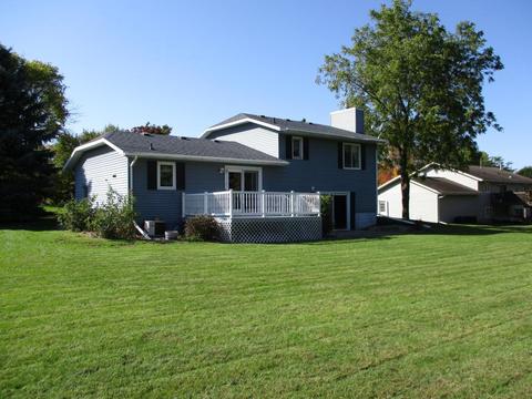 601 23rd St SE, Willmar, MN 56201 photo 2