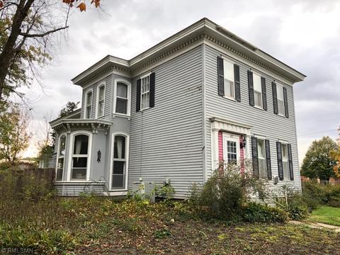 427 5th St NW, Faribault, MN 55021 photo 2