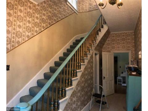 427 5th St NW, Faribault, MN 55021 photo 3