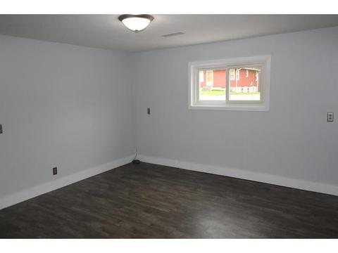 135 4th St SE, Plainview, MN 55964 photo 23