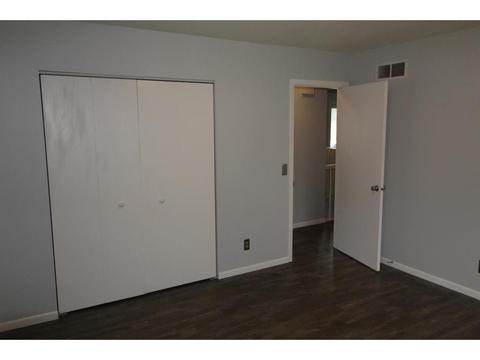 135 4th St SE, Plainview, MN 55964 photo 9