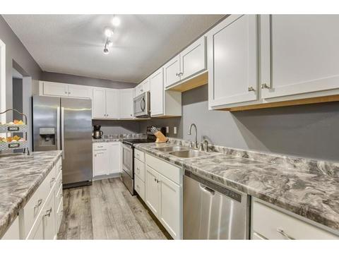 4439 Woodgate Ct, Eagan, MN 55122 photo 9