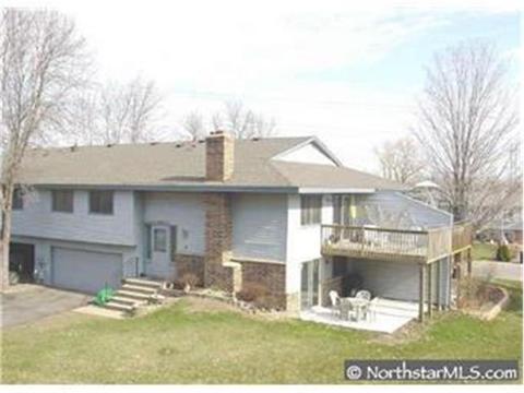 4439 Woodgate Ct, Eagan, MN 55122 photo 1