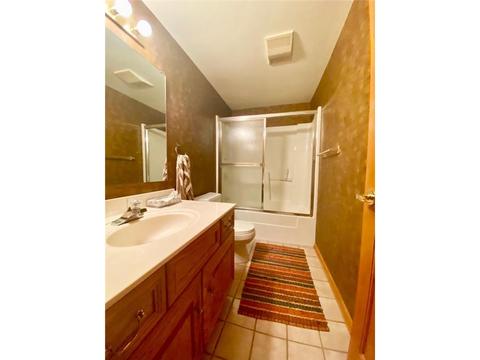 413 S 4th St, Marshall, MN 56258 photo 15
