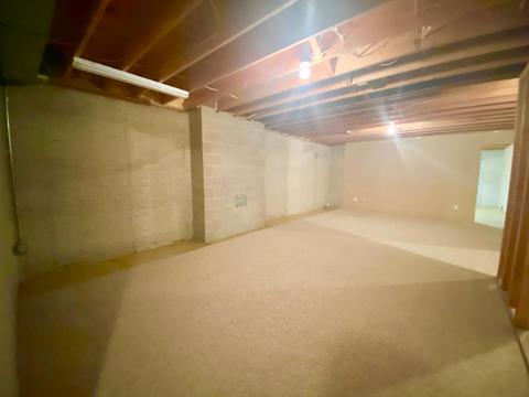 413 S 4th St, Marshall, MN 56258 photo 17