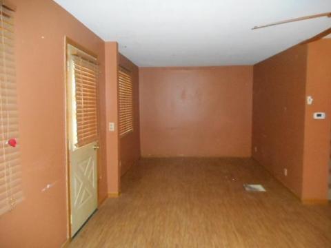1224 Division St W, Faribault, MN 55021 photo 3