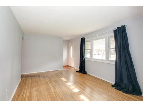 2133 Shale Ln, Eagan, MN 55122 photo 4