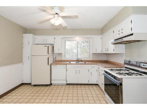 2133 Shale Ln, Eagan, MN 55122 photo 10