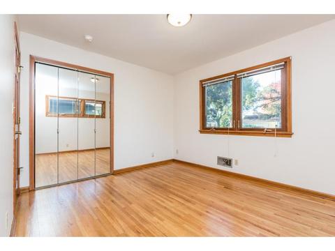 4326 Amber Dr, Eagan, MN 55122 photo 22