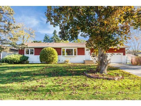 4326 Amber Dr, Eagan, MN 55122 photo 1