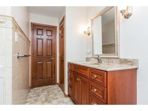 4326 Amber Dr, Eagan, MN 55122 photo 14