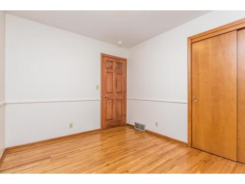 4326 Amber Dr, Eagan, MN 55122 photo 17