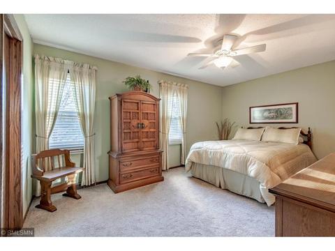 3876 Calcite Dr, Eagan, MN 55122 photo 17