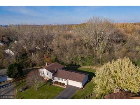 3876 Calcite Dr, Eagan, MN 55122 photo 3