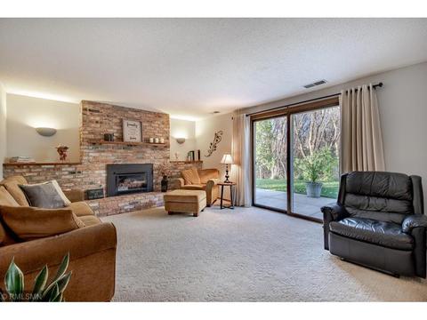 3876 Calcite Dr, Eagan, MN 55122 photo 5