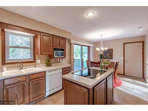 3876 Calcite Dr, Eagan, MN 55122 photo 13