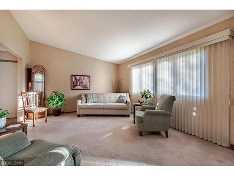 3876 Calcite Dr, Eagan, MN 55122 photo 8