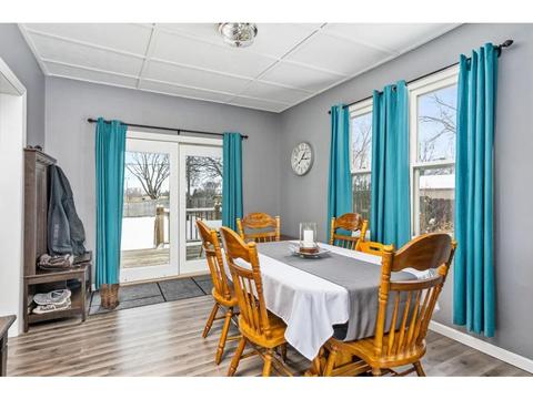 948 Carlton Ave, Faribault, MN 55021 photo 5