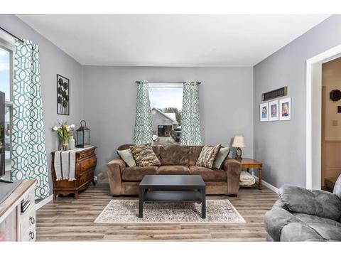 948 Carlton Ave, Faribault, MN 55021 photo 3
