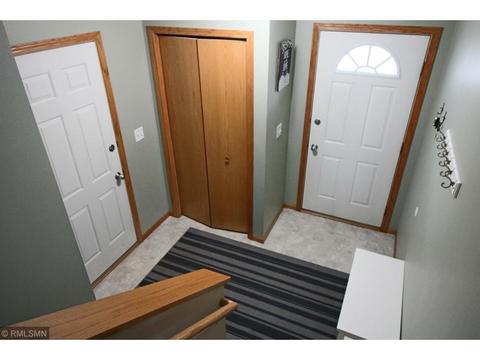 939 Cory Ln, Saint Cloud, MN 56303 photo 3