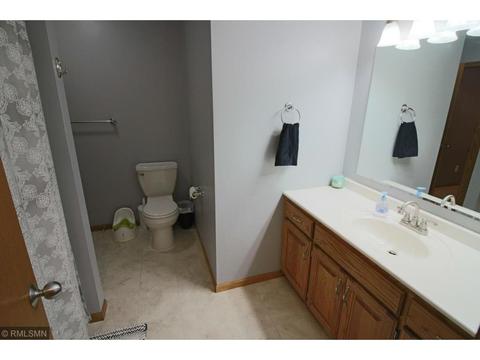 939 Cory Ln, Saint Cloud, MN 56303 photo 14