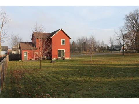 110 8th St NE, Plainview, MN 55964 photo 7