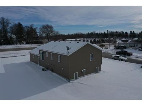 3000 3rd Ave NW, Willmar, MN 56201 photo 3